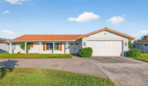 4500 38th St S, Saint Petersburg, FL 33711