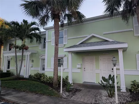 4957 Cobia Dr SE, Saint Petersburg, FL 33705