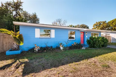 704 72nd Ave N, Saint Petersburg, FL 33702