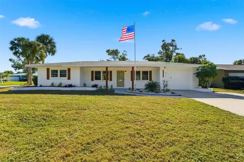3538 Fairview Dr, Sarasota, FL 34239