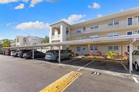 948 Virginia St #101, Dunedin, FL 34698