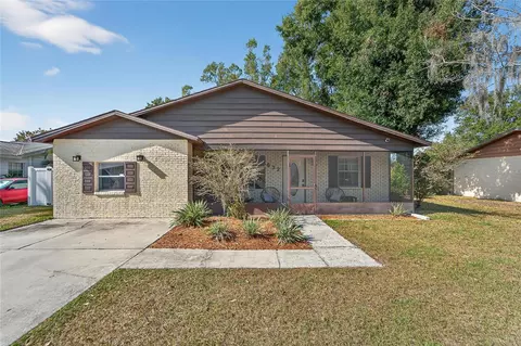 632 Swiss Dr, Lakeland, FL 33810