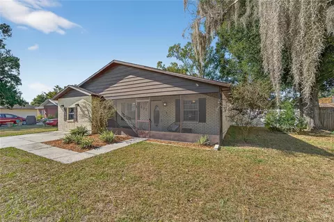 632 Swiss Dr, Lakeland, FL 33810