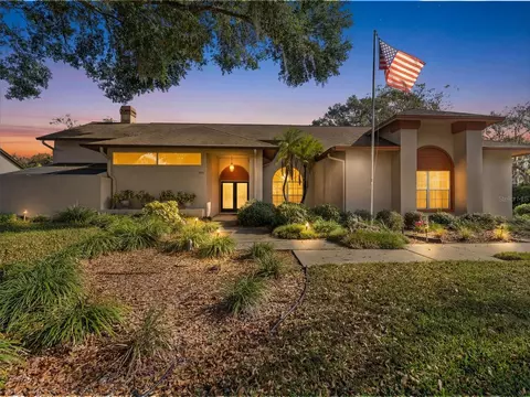 18103 Clear Lake Dr, Lutz, FL 33548