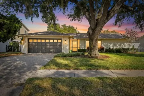 1322 Corner Oaks Dr, Brandon, FL 33510