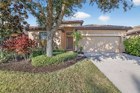 331 Cedar Falls Dr, Apollo Beach, FL 33572