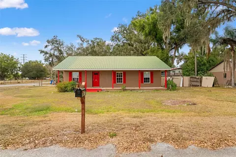 842 S Hendry Ave, Fort Meade, FL 33841