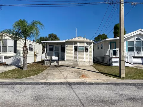 667 Yawl Ln, Palm Harbor, FL 34683