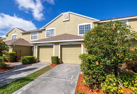 11231 Kapok Grand Cir, Saint Petersburg, FL 33708