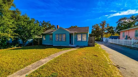 860 16th Ave S, Saint Petersburg, FL 33701