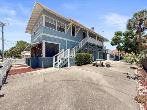 471 9th Ave N, Saint Petersburg, FL 33701