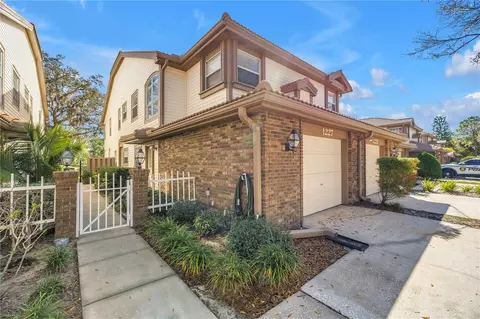 1227 Clays Trl, Oldsmar, FL 34677
