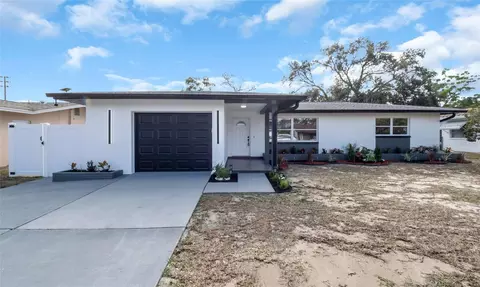 13740 94th Ave, Seminole, FL 33776