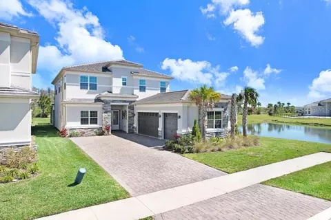 32423 Rosewood Meadow Ln, Wesley Chapel, FL 33543