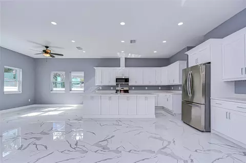 Kitchen - 5312 76th Ave N, Pinellas Park, FL 33781 photo 1 of 8