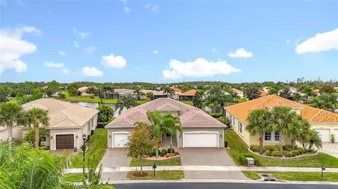 15909 Cape Coral Dr, Wimauma, FL 33598