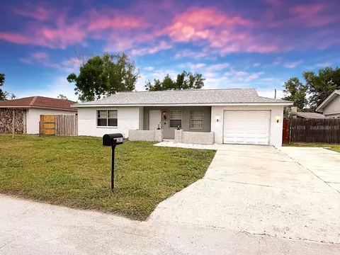 8611 Longboat Ln, Hudson, FL 34667