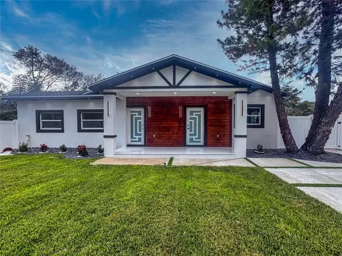 6402 N Woodlynne Ave, Tampa, FL 33614