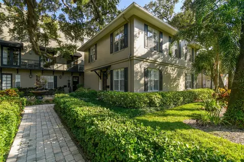 1008 S Moody Ave #6, Tampa, FL 33629