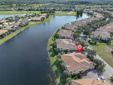 1324 Emerald Dunes Dr, Sun City Center, FL 33573