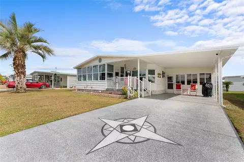 5522 Mandan St, Zephyrhills, FL 33542