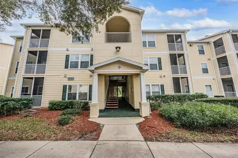 18119 Bridle Club Dr, Tampa, FL 33647