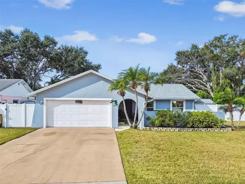 10038 82nd Ln, Seminole, FL 33777