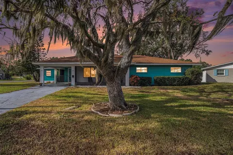 301 Carlyle Blvd, Ruskin, FL 33570