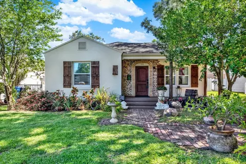 734 37th Ave N, Saint Petersburg, FL 33704