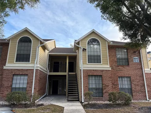8649 Fancy Finch Dr #204, Tampa, FL 33614
