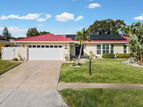 1090 Mcfarland St, Dunedin, FL 34698