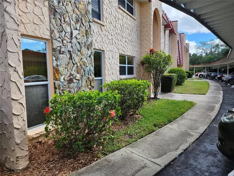 114 Dogwood Cir #114, Seminole, FL 33777