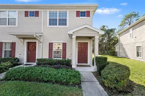 5860 Fishhawk Ridge Dr, Lithia, FL 33547