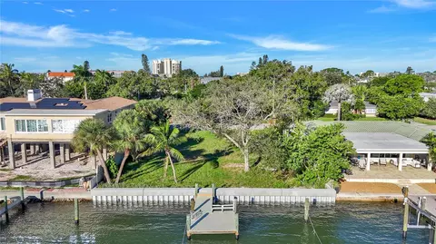 4031 Poinsettia Dr, Saint Pete Beach, FL 33706