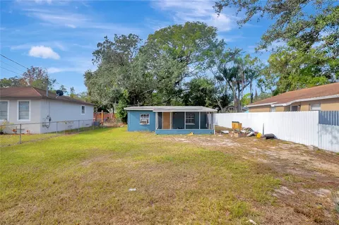 7006 N Palmetto Ln, Tampa, FL 33604