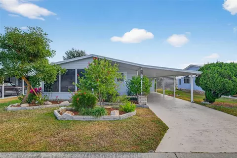 3904 William Hume Dr, Zephyrhills, FL 33541
