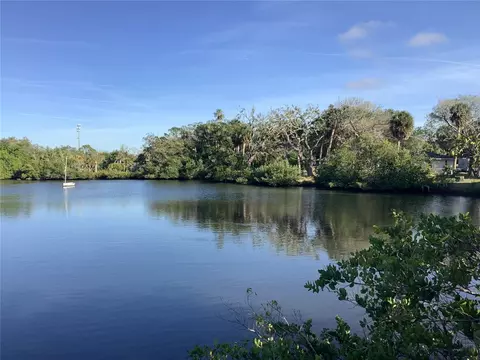 14144 Pine St, Hudson, FL 34667 photo 2