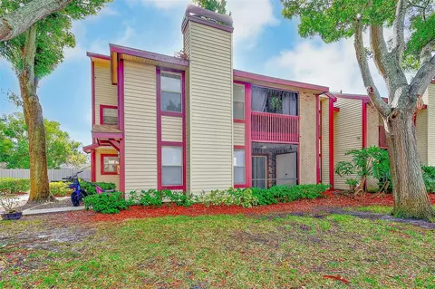 1723 Hampton Ln #406, Palm Harbor, FL 34683