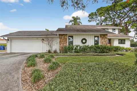 8063 Quinn Ct, Seminole, FL 33777
