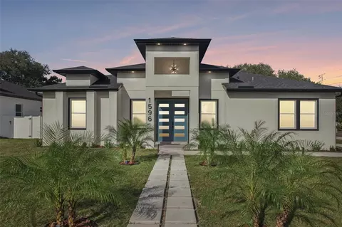 1596 Nursery Rd, Clearwater, FL 33756