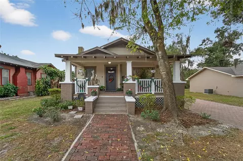 401 W Saunders St, Plant City, FL 33563