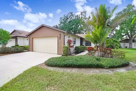 4742 Oak Hill Dr #12, Sarasota, FL 34232