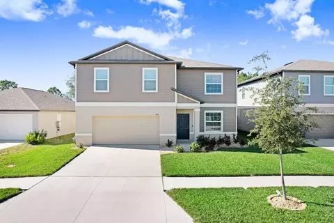 2401 Lanier Rd, Zephyrhills, FL 33541