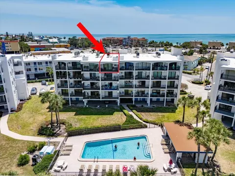 9815 Harrell Ave #503, Treasure Island, FL 33706