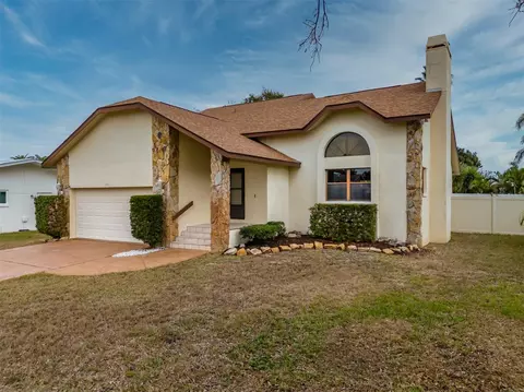 337 7th Ave N, Tierra Verde, FL 33715