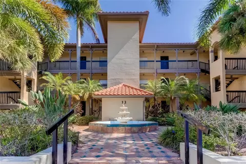 2400 Feather Sound Dr #1334, Clearwater, FL 33762