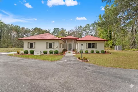 3247 Saturn Rd, Brooksville, FL 34604