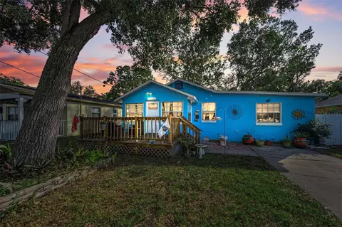 1025 11th Ave NW, Largo, FL 33770