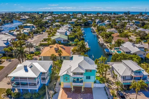 505 S Bay Blvd, Anna Maria, FL 34216