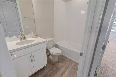 Bath - 10551 Tranquil Meadow Loop, Riverview, FL 33569 photo 3 of 8
